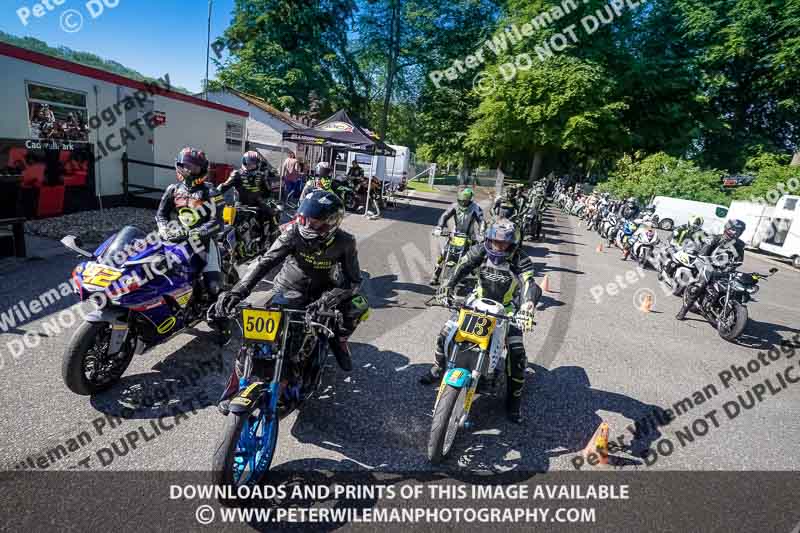 cadwell no limits trackday;cadwell park;cadwell park photographs;cadwell trackday photographs;enduro digital images;event digital images;eventdigitalimages;no limits trackdays;peter wileman photography;racing digital images;trackday digital images;trackday photos